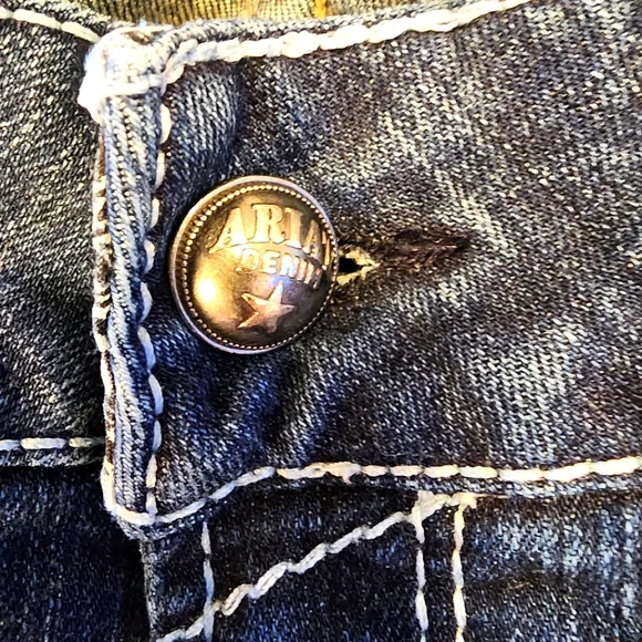 ARIAT R.E.A.L ☆ Women's Blue Jeans Used But In Great Condition. No Flaws - Picture 7 of 13
